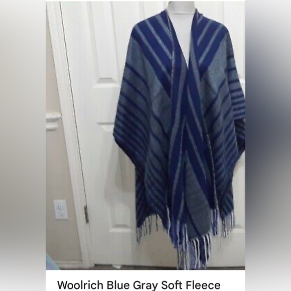 Woolrich wrap/open front poncho nwot - Picture 2 of 2